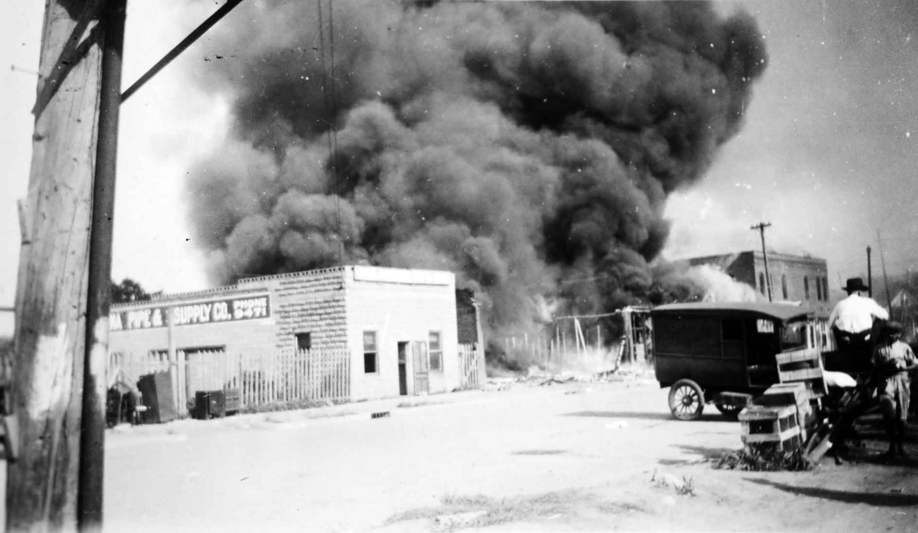 Did airplanes drop bombs during the massacre?